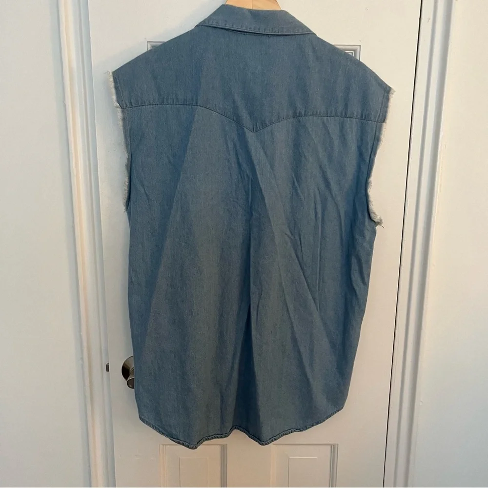 DISNEY Vintage Denim Goofy Vest Button Up Top Mickey Unlimited Fringe Large - Picture 5 of 5